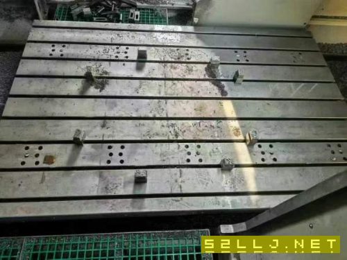 准新型重珂业2518门龙加工中心两线一硬导轨YX轴日本TH.