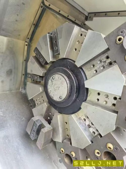 台湾原装程泰GA3000，配12寸液压卡盘，主电机18.5/22K.