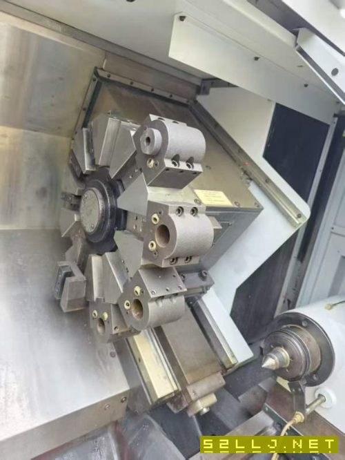 台湾原装程泰GA3000,配12寸液压卡盘,主电机18.5/22K.