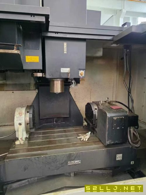同款三台韩国斗山Mynx5450加工中心，三轴硬轨，配BT50.