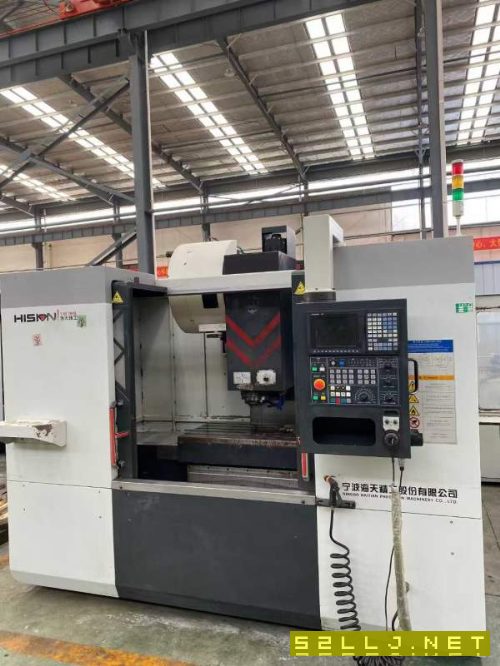同款款两台海天VMC1000L加工中心，台湾罗翌BT40主轴，.