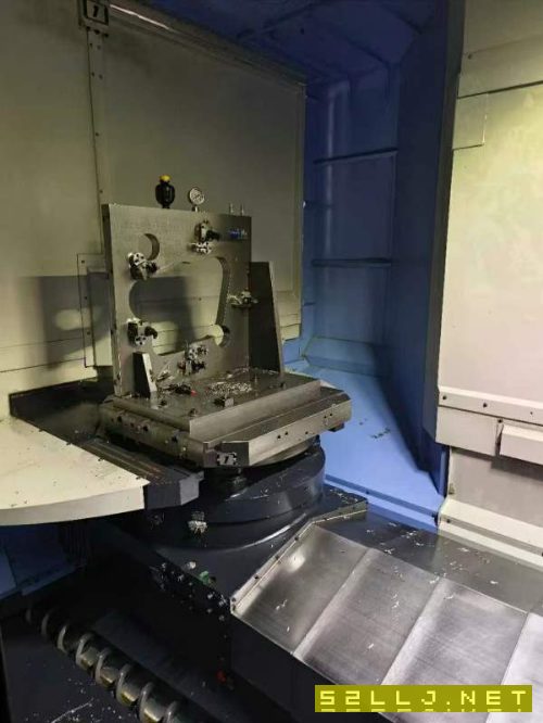 刚刚买下,工厂在位,整体床身的准新机2024年生产,韩.