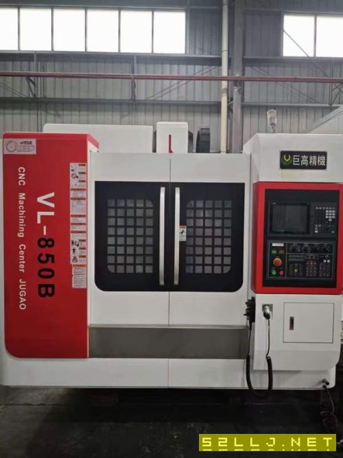 同款两台巨高VL850B立式加工中心三轴线轨.三菱M80系统.