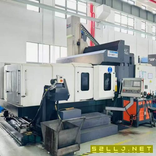 台湾高明KMC-2000SV龙门加工中心，九成新，安装少用，.
