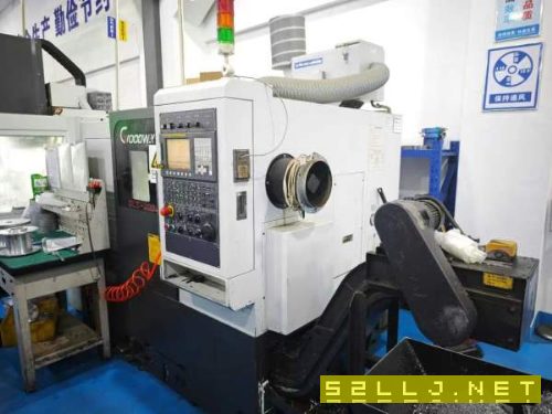 台湾原装程泰GLS200数控车，发那科系统，8寸中空卡盘.