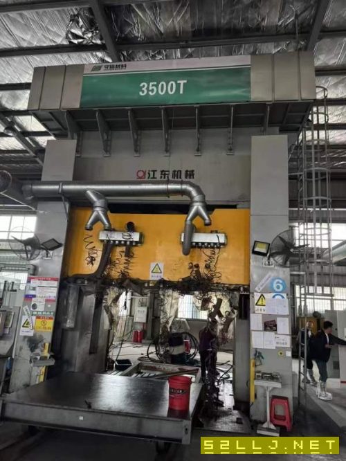 在位出售3500吨，2000吨，1000吨，框架液压机，压玻璃.