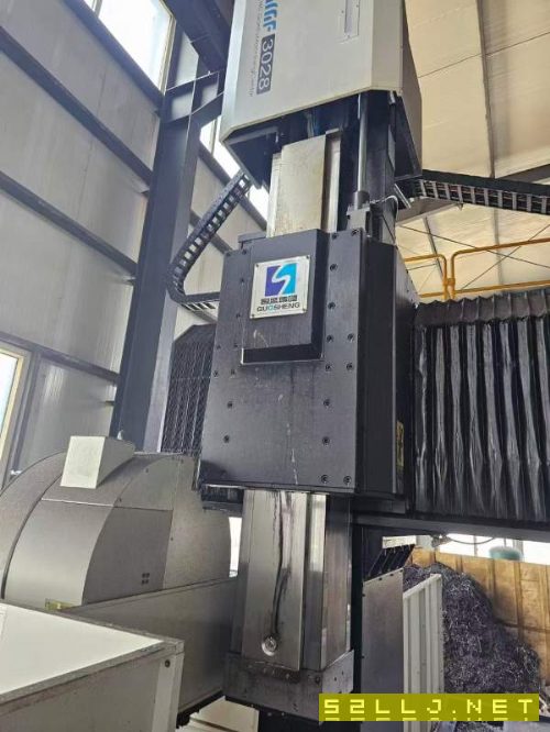 南通国盛3028龙门加工中心，2023年设备，带全自动铣头.