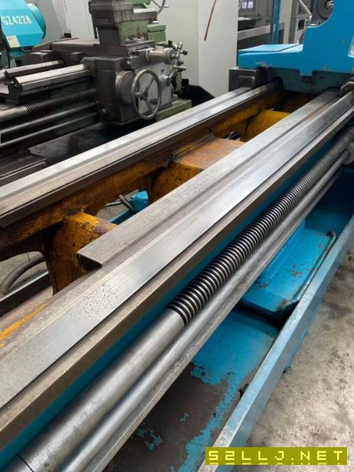 精品安阳61632000车床。带中心架刀架。机器闲置很少用.