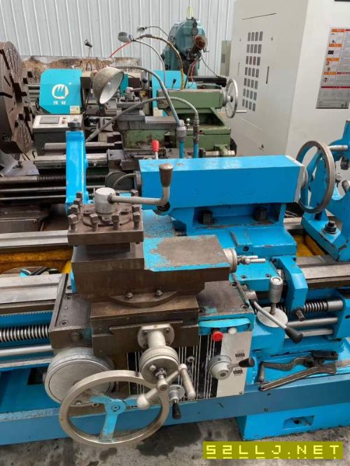 精品安阳61632000车床。带中心架刀架。机器闲置很少用.