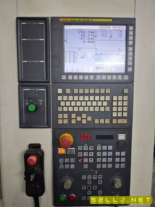 刚刚买下一台2018年高配原装韩国威亚双工位卧式加工中.