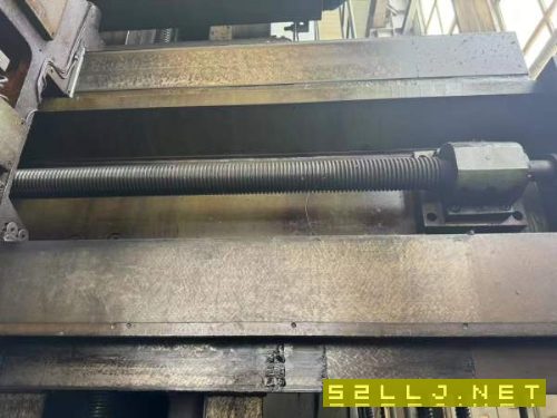 北京机床厂X2025x80A龙门铣，带一个直角铣头，安装少.