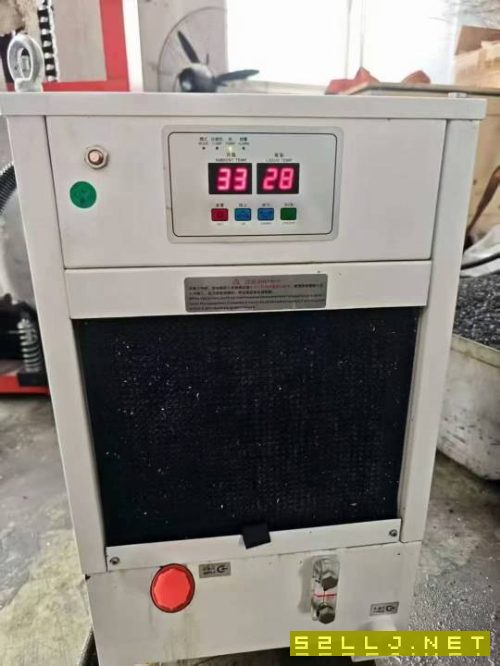 新到一台国盛800，850加工中心，三菱M70系统，三轴线.