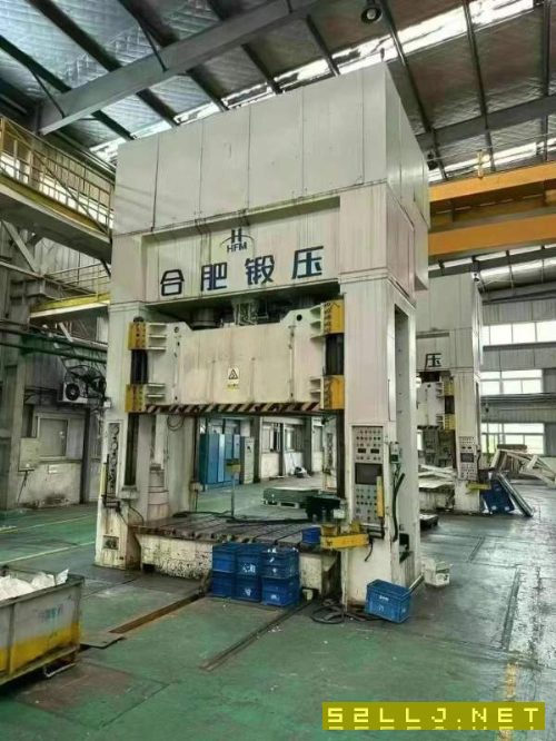 合肥锻压500吨压机线一条、全部前移、带连廊、工作台.