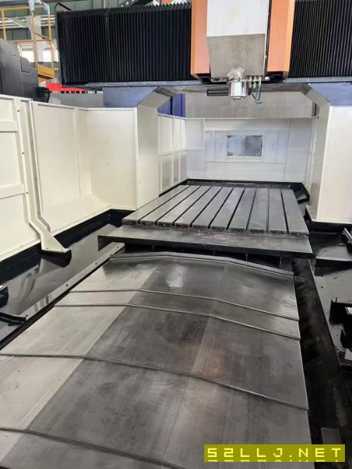 仓库刚刚到货苏州正权2522数控龙门，工作台1800/2500m.