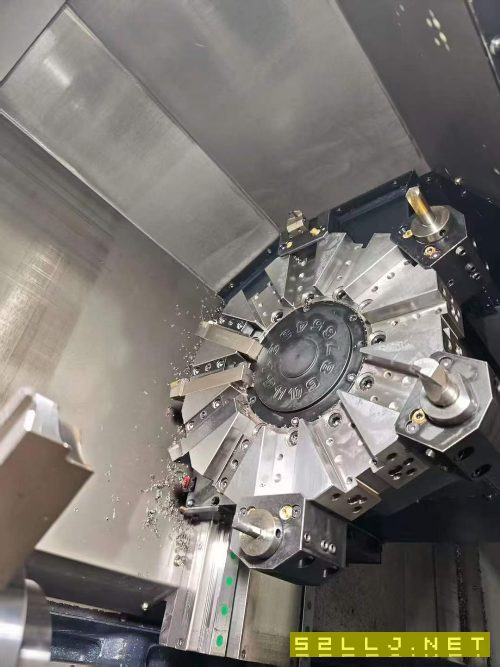刚刚拿下一台9.9成新2025年斗山迪恩LYNX305数控车床、.