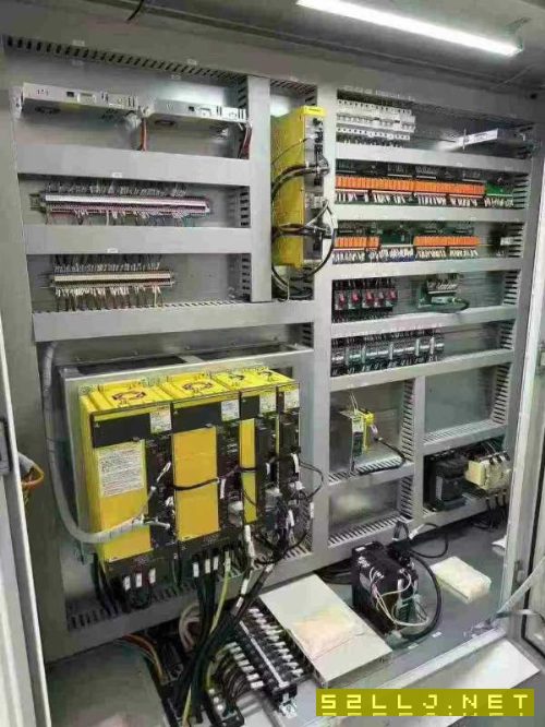 浙江工厂刚买一台海天8米龙门，工作台2.5米8米，门宽3.