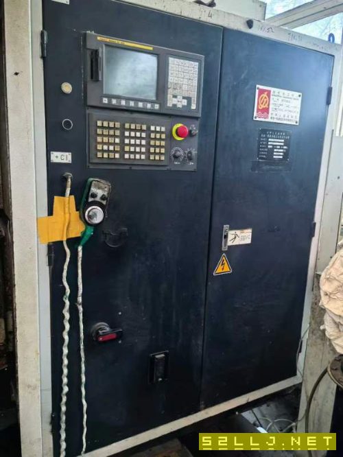 刚刚买下青海一机XH755G/2单工位卧式加工中心一台。发.