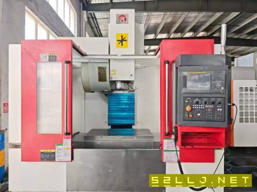 955立加新到一台华特955加工中心，发那科MF