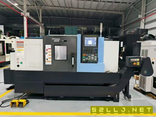 买下韩国斗山GT2600进口数控车,12寸卡盘、超级大屏幕.