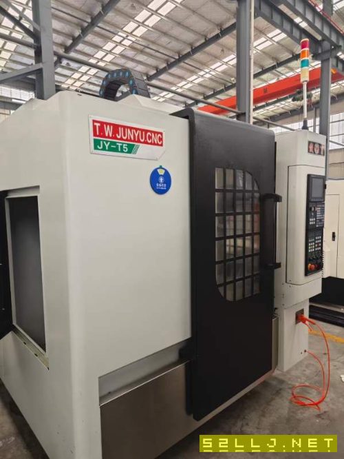 台湾省俊育2015年产T5钻攻机,16把刀库,主轴20000转.