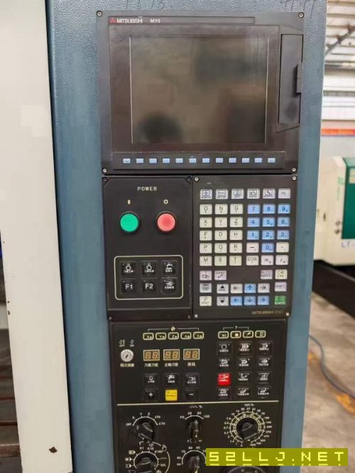 台湾省俊育V6立加高速机，罗毅主轴12000转，三菱系统.