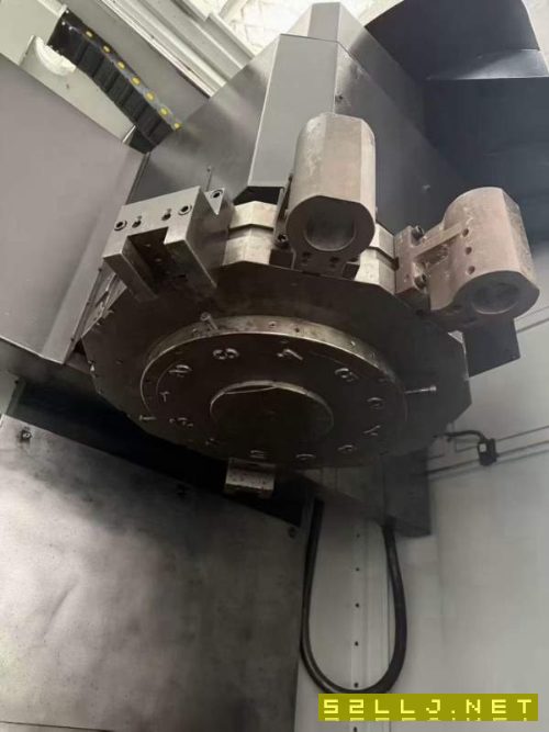 台湾油欣1100数控立式车铣复合，硬轨机，搭配台湾800.