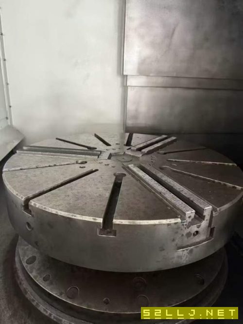 台湾油欣1100数控立式车铣复合，硬轨机，搭配台湾800.