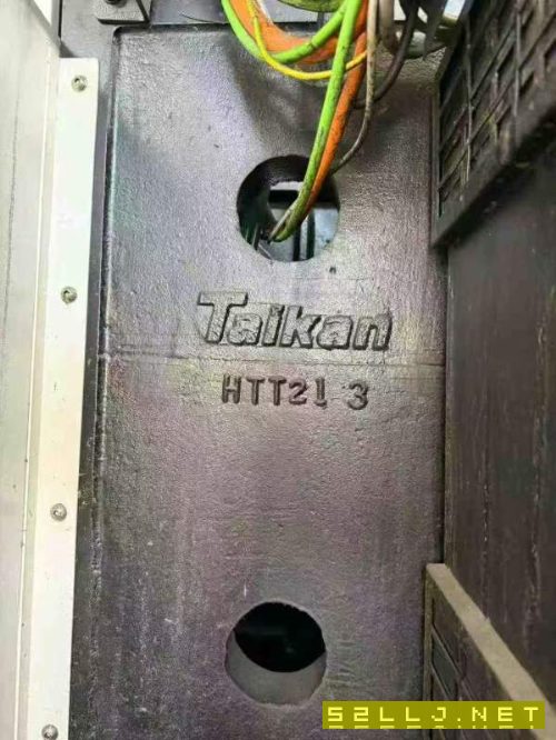 台群1165加工中心，2021年出厂，三菱M80系统，三轴线.