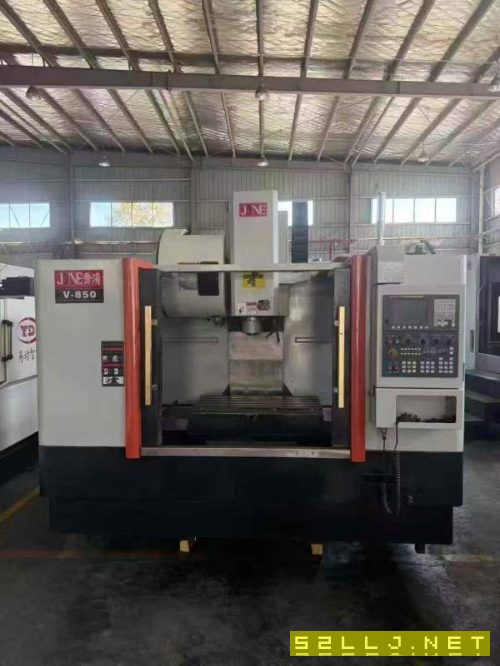 乔鸿850加工中心,2020年出厂,法纳克MF系统,BT40主.