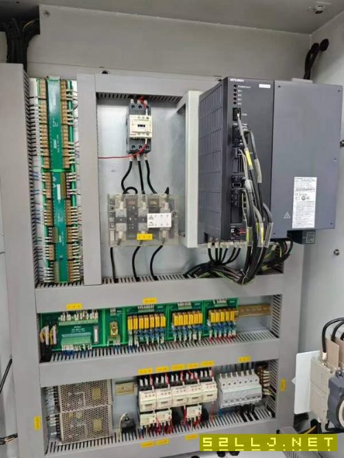 2013年台湾省俊育V6立加高速机，三菱系统。