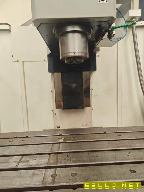 刚刚买下同款4台广东佛威1580数控铣、两线一硬导轨，.