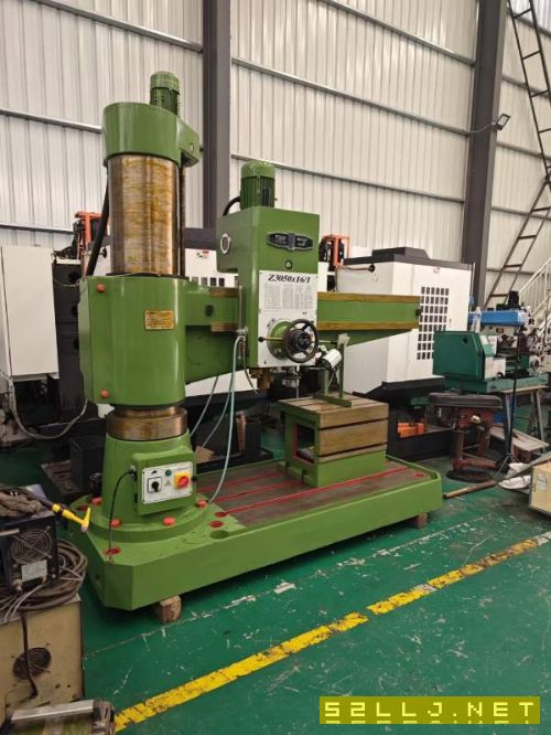 全新未用中捷50摇臂钻,低价出售