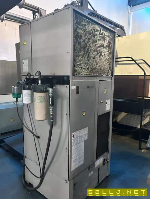 在位出售牧野F12立加一台、工作台2150/1200、安装在位.