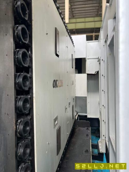 巨高800单工位卧加三轴滚柱线轨工作台800/800，主轴BT.