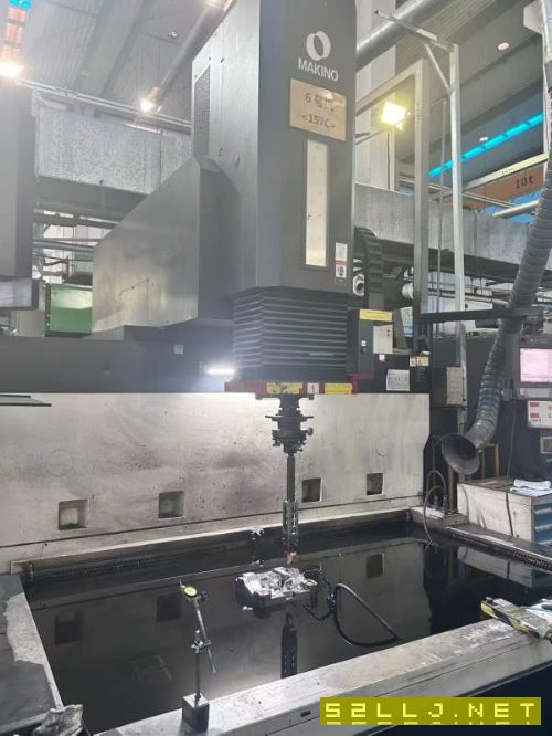 在位出售日本牧野157火花机一台、在位安装使用中、三.