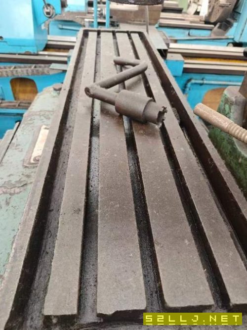 2500一吨洛阳仓库