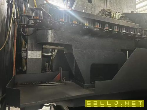 马扎克VTC-200BN工作台行程:510x1460mmX轴行程:1120.