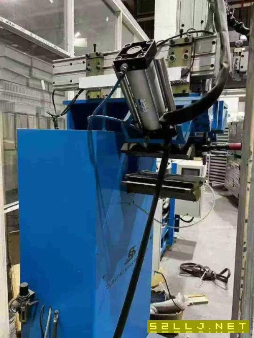 全新数控圆角焊接机,需要的微信联系