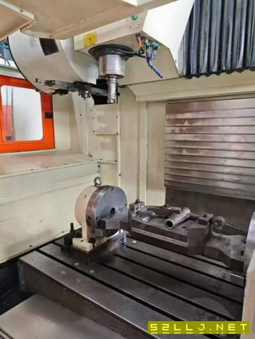 同款4台,工厂在位佳速精机1060重型加工中心,龙门式.