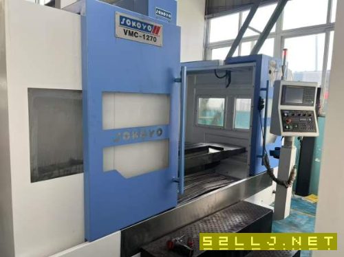 刚刚到货斯可源1270加工中心,导轨两线一硬,刀库24把.