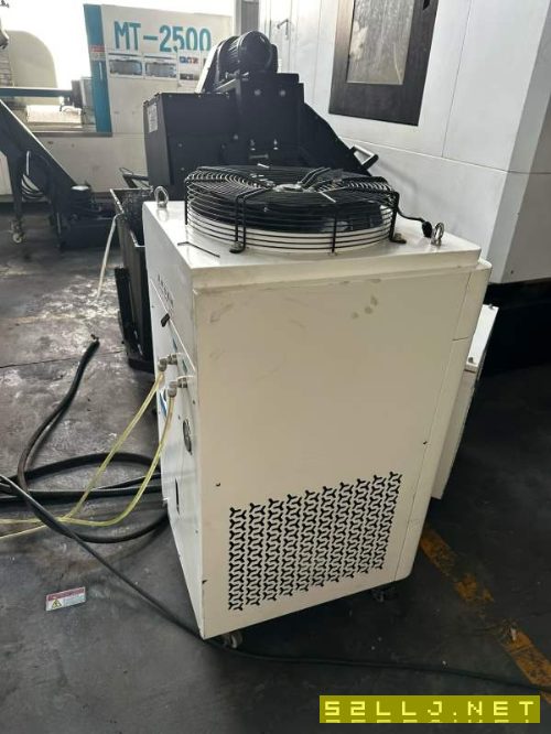 几乎全新1313龙门加工中心