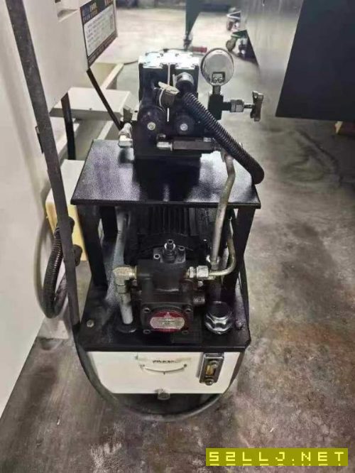 新到一台名铁850四轴加工中心，两线一硬导轨，发那科M.