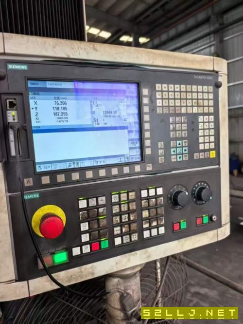 新定中捷12米动柱龙门一台，西门子828系统，工作台3米.