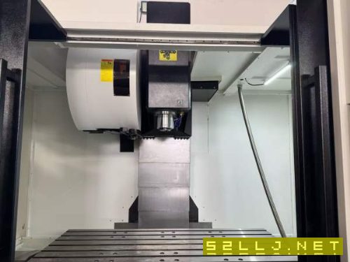 同款2台准新机,小巨人1690加工中心,二线一硬导轨,.