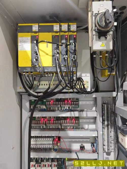 仓库新到一台海天重型2016数控龙门,a法电机驱动品牌:.