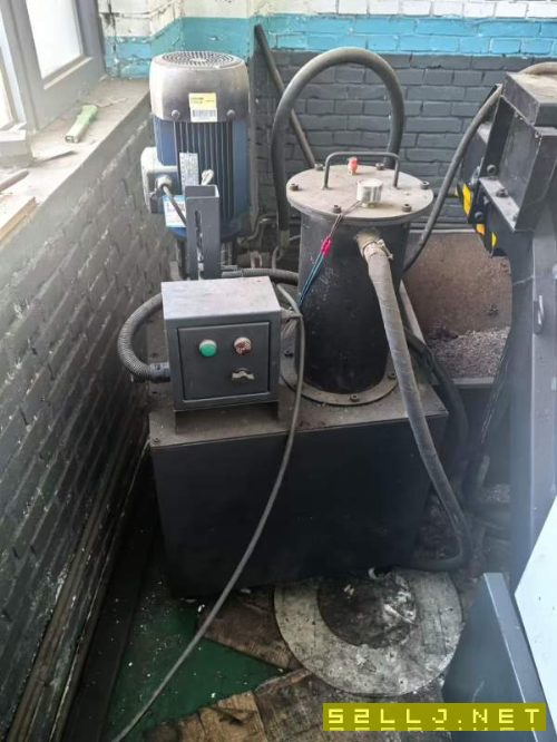 刚刚买下山西整场机器新浙卧加630发那科MF系统带30公.