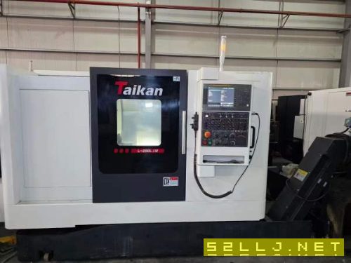 台群车铣复合,基本全新,8寸卡盘,缪级精度