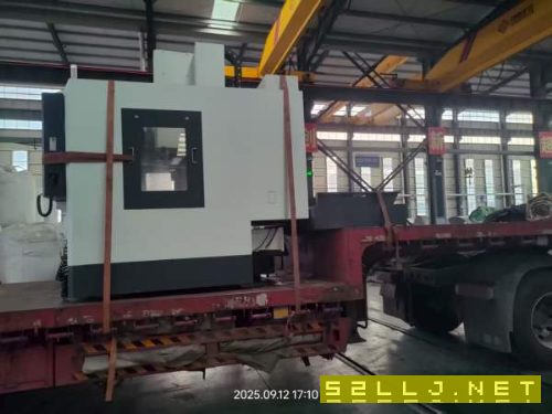 准新机:几乎全新的855加工中心已到无锡仓库,三线轨,.