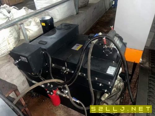 广东工厂刚买纽威4032龙门纽威2040龙门加工中心,两线.