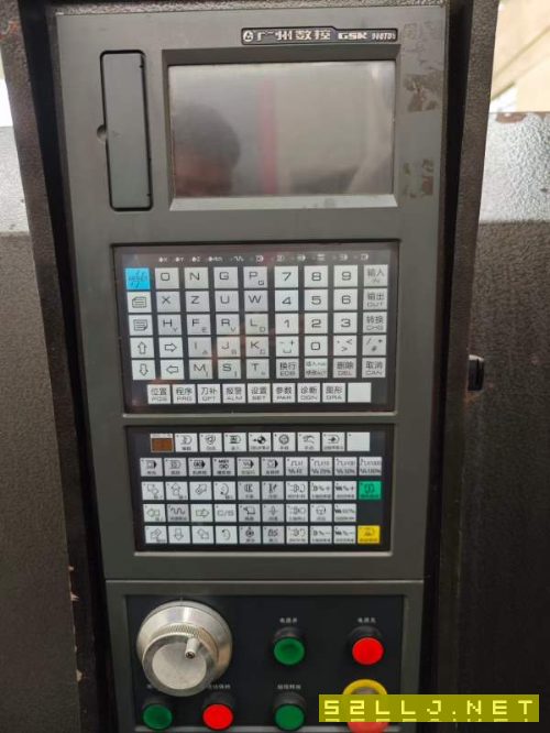 金宇61636米数控车,福州61801.5米数控车,大连6130数.